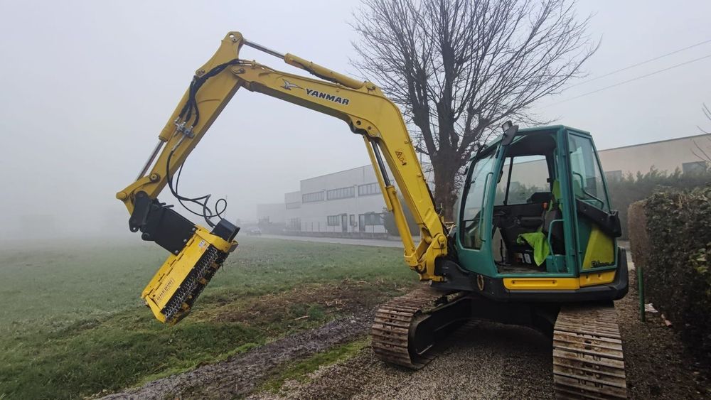 Mulczer leśny hydrauliczny do koparki, koparko ładowarki, ładowarki