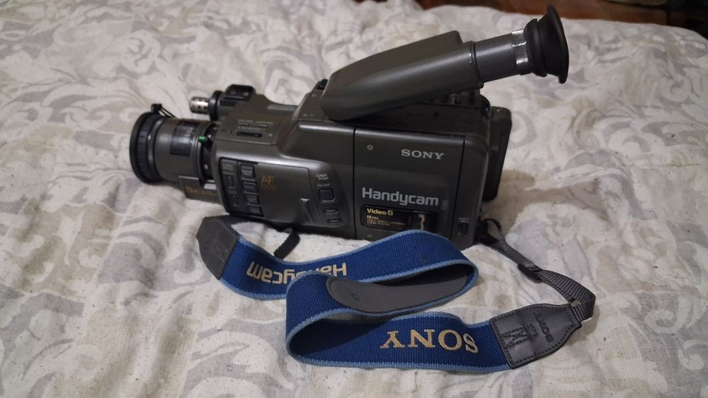 Sony CCD-F370E Video8 (1991)