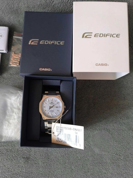 Zegarek Casio Edifice– lodowa tarcza • Szkło Sapphire • 100M