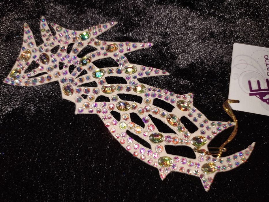 Украшения для бальников.