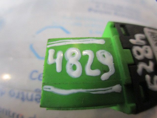 Comando / botão / interruptor multifunções SKODA Fabia II Hatchback (5