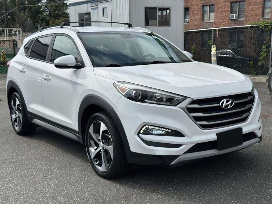 Hyundai Tucson Limited      2018
