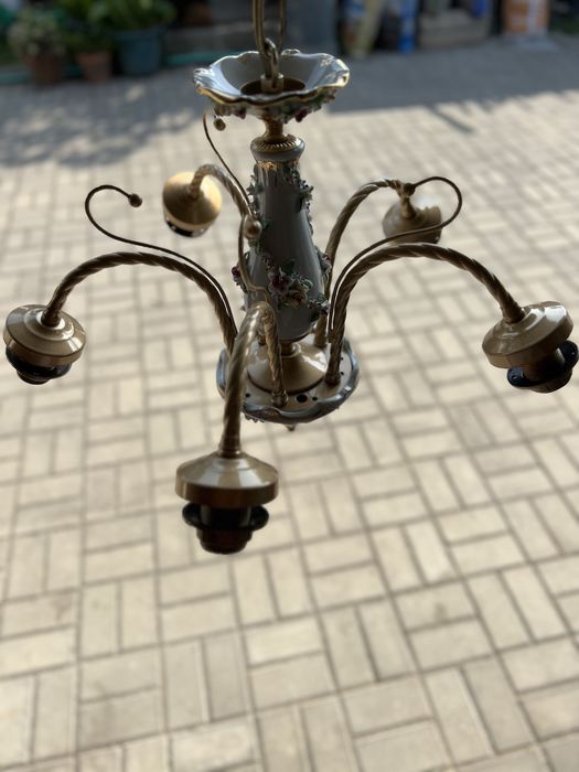 2 Candeeiros de teto clássico restaurados, muito antigos.