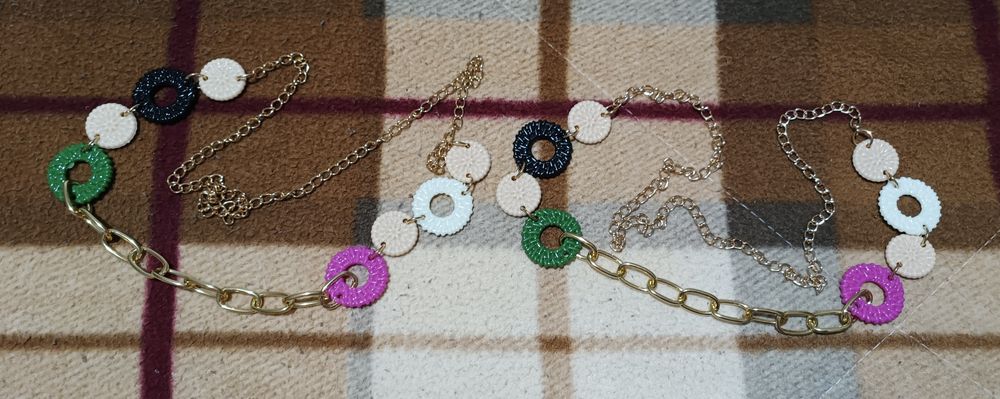2 colares multicolor