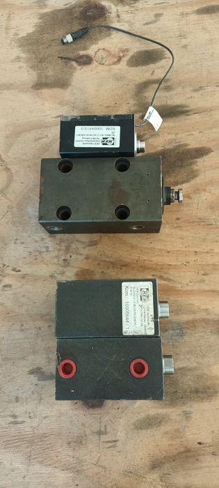 Vendo hidráulicos usados em bom estado