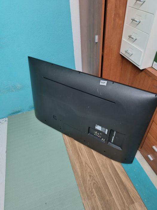 Televisão avariada - LG 55NANO796