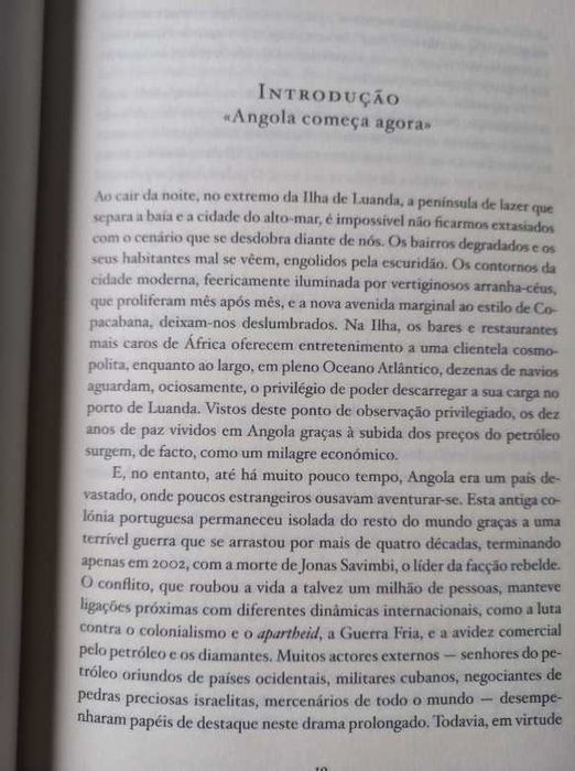 Magnífica e Miserável; Angola desde a Guerra Civil - Ricardo Soares de Oliveira