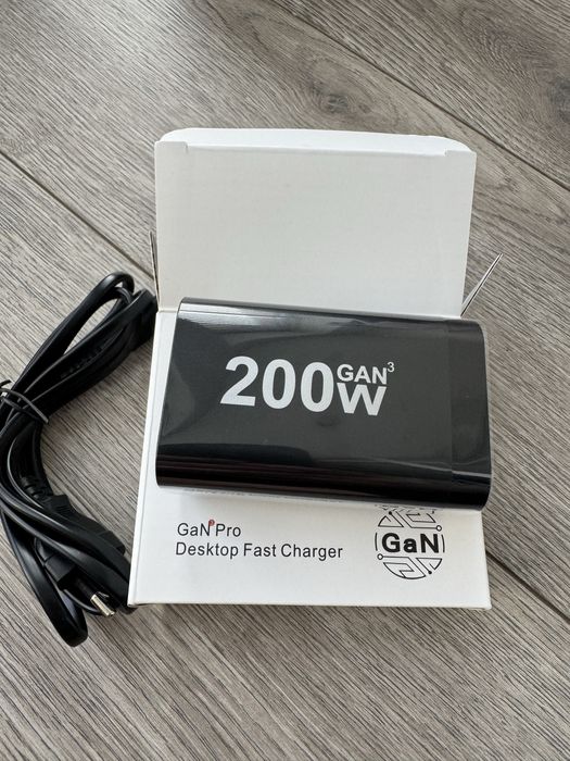 Сетевое зарядное устройство GaN 200W. Блок питания GaN
