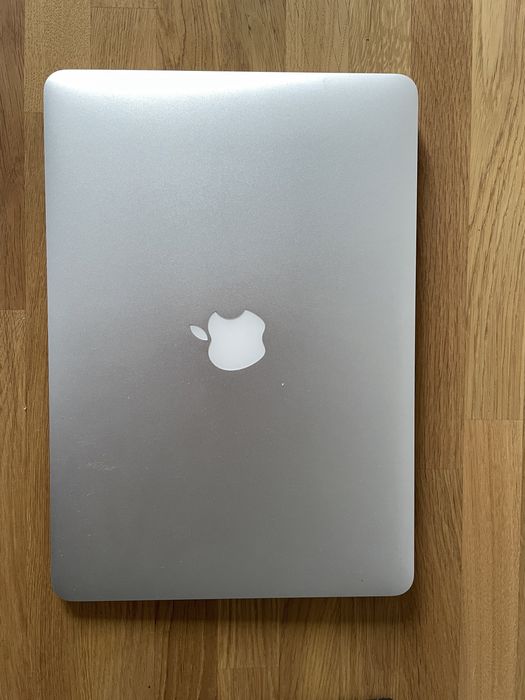 Macbook Air 13 stan dobry