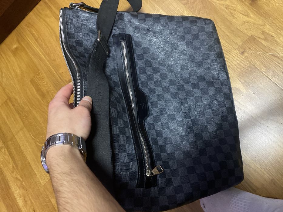 Сумка  Louis Vuitton