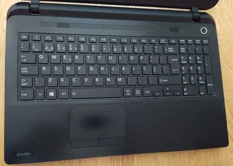 Computador portátil Toshiba para reparação ou peças