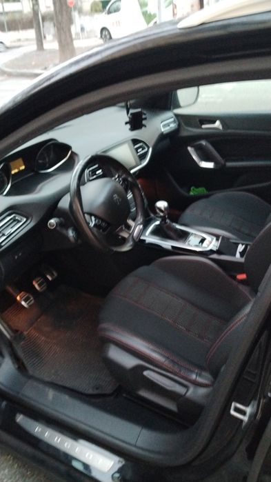 Peugeot 308 Sw GT line — photo 4
