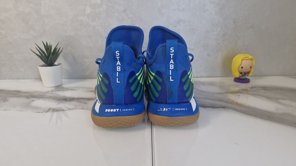 Кросівки Adidas Stabil.Розмір 47