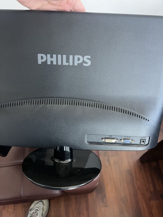 Монітор Philips 19 19v3l