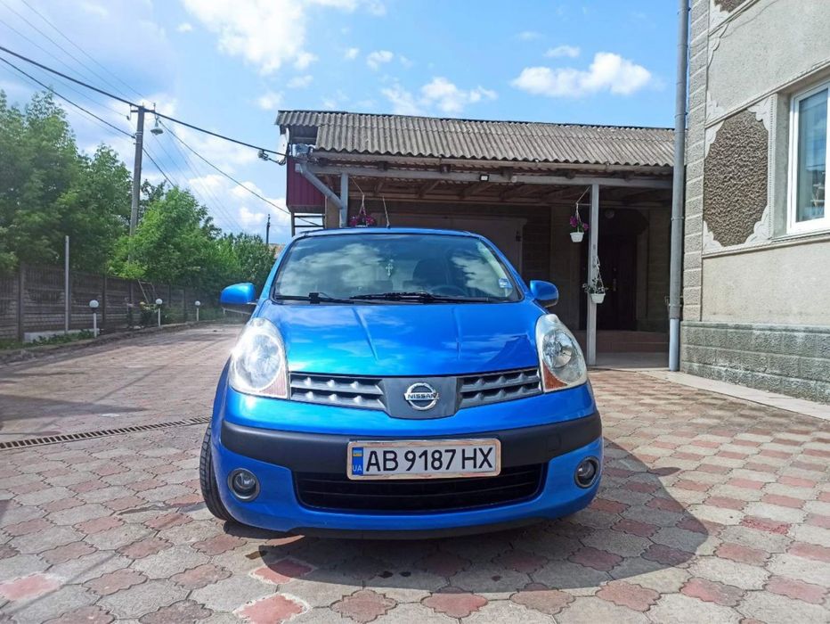 Продам Nissan Note
