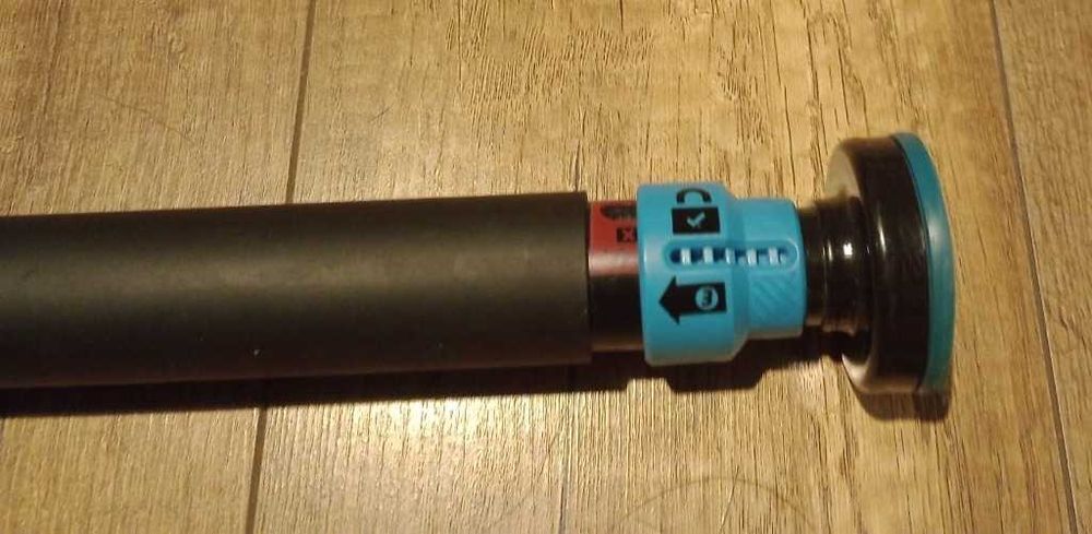 Drążek do podciągania Corength 95 - 120 cm