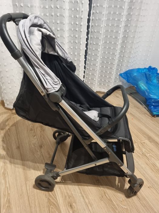 WÓZEK SPACEROWY ESPIRO ART 107 Gray center lekki kompaktowy