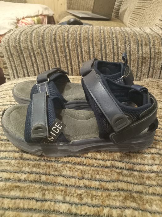 Босоножки на мальчика, 36 р.