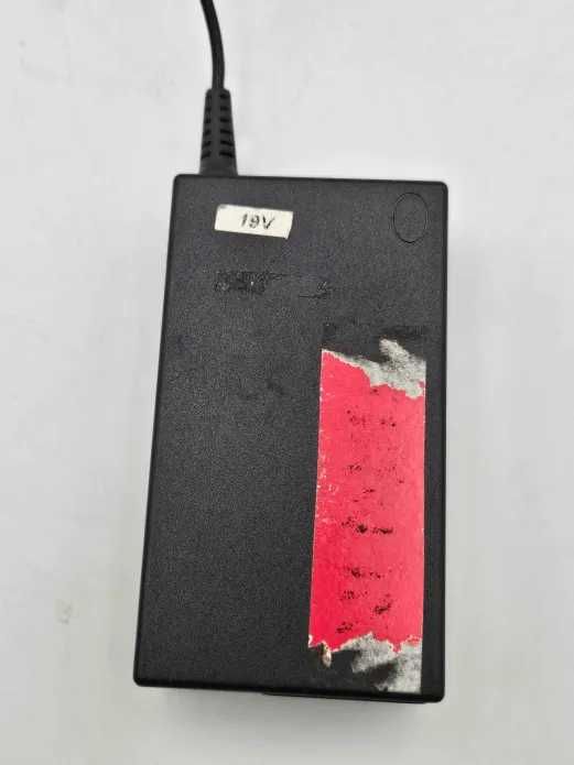 Zasilacz APD DA-50F19 19V 2.63A