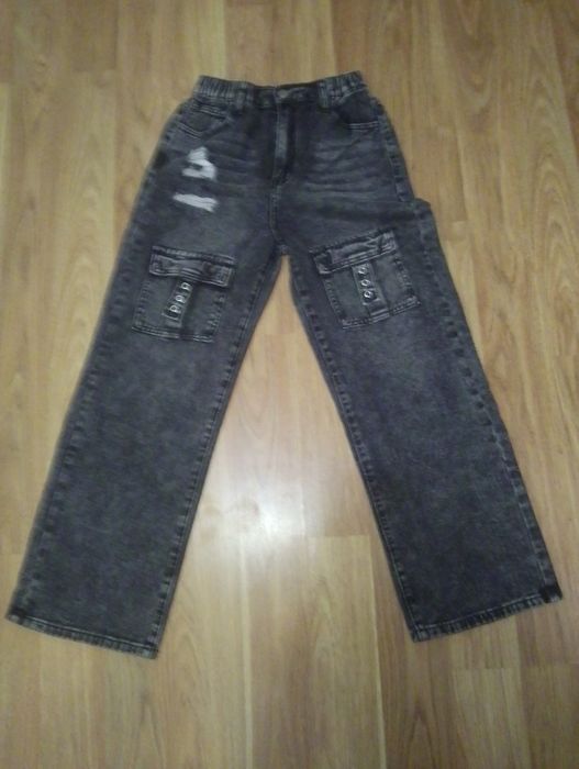 Широкі джинси на хлопчика 11-12 р