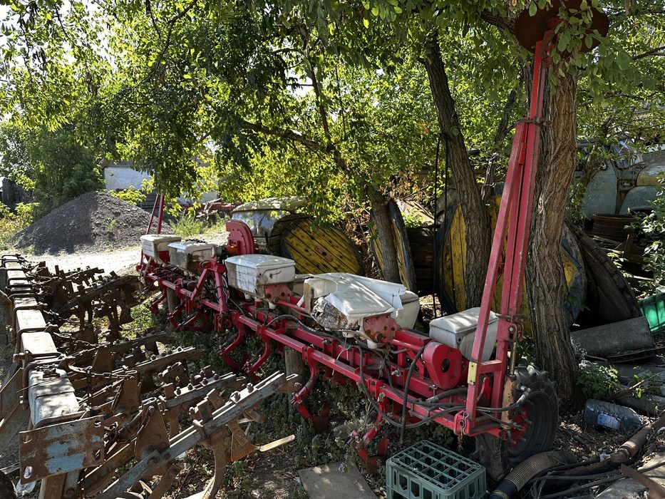 Сівалка просапна УПС-8