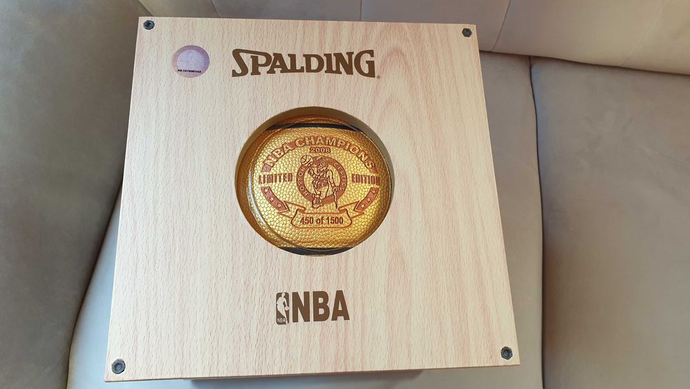 LIMITOWANA skórzana piłka NBA SPALDING Boston Celtics Champions 2008