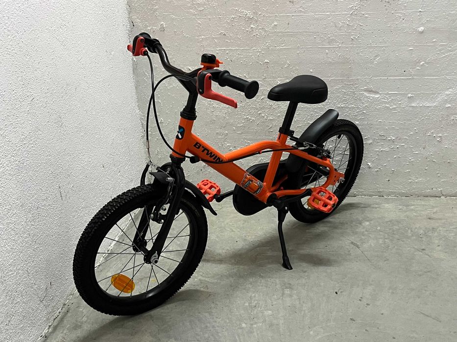 Bicicleta laranja criança roda 16 idade ideal 4 a 6 anos