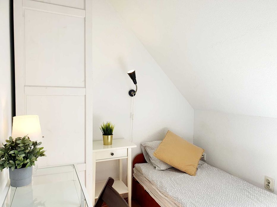 Pokoje na doby w Sopocie przy ul. 3 Maja 44.