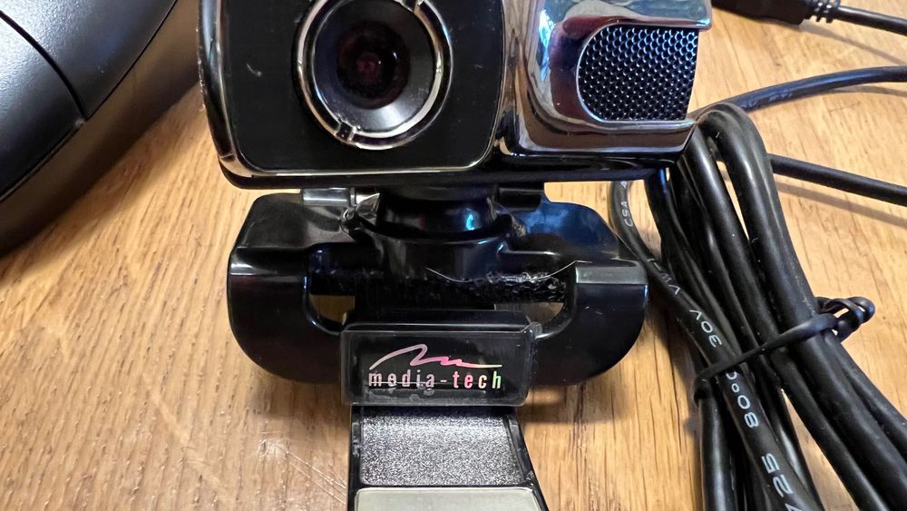 Głośniki Creatve, kamerka media-tech, mysz HP, prawie nowe