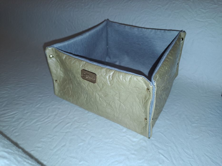 Kosmetyczki, szkatułki