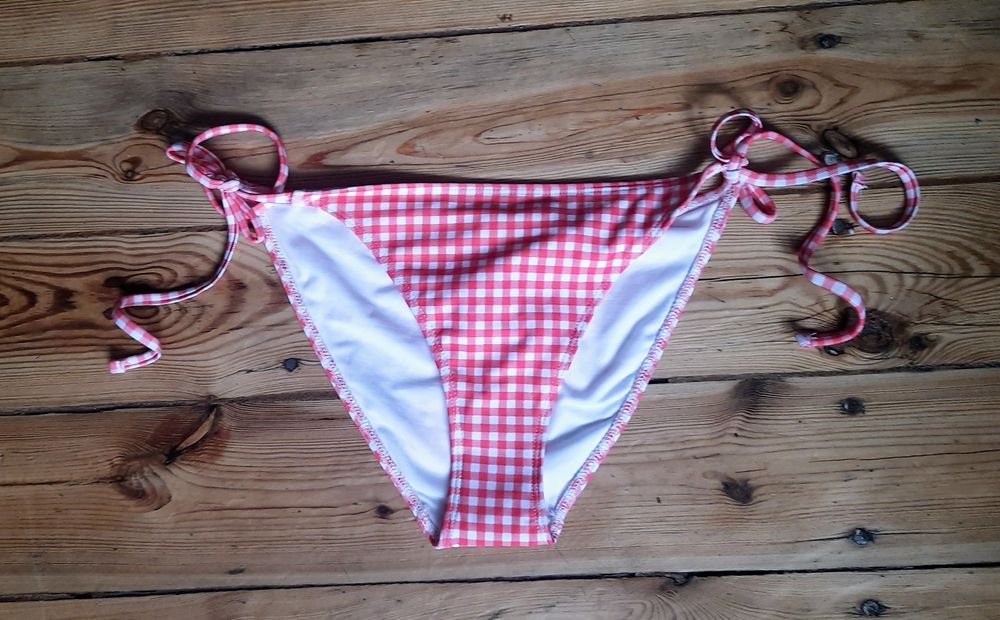 Majtki kąpielowe dół od bikini Stradivarius rozmiar M 38