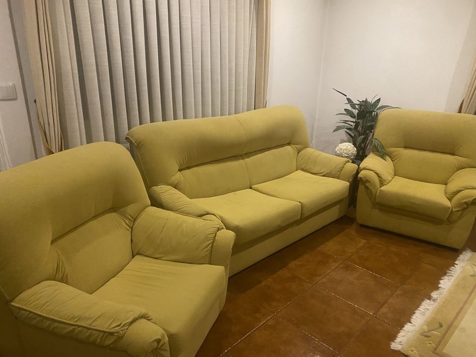 Sofas de 2 lugares mais 2 de um lugar