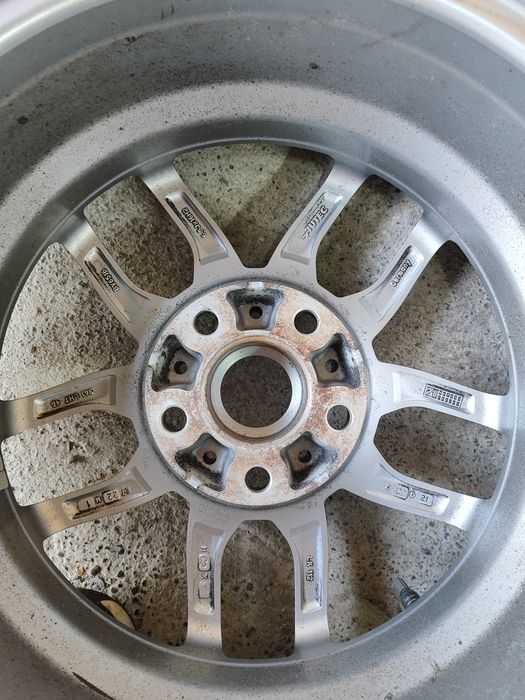 Диски audi volkswagen skoda R 16  5/112
