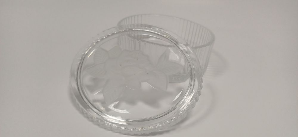 Kryształowa szkatułka na drobiazgi Puzderko Cristal d'Arques