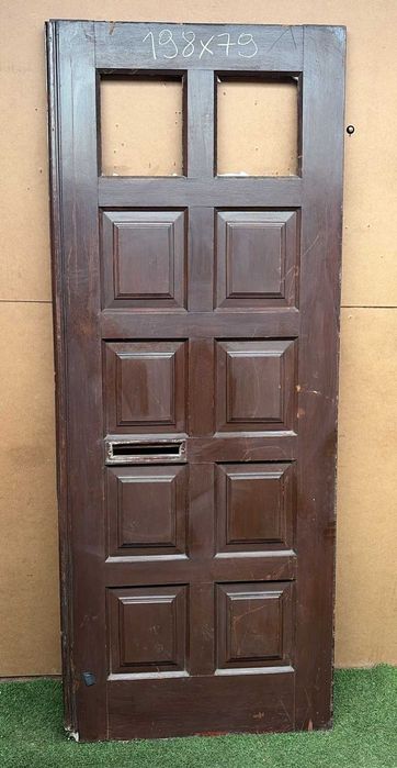Porta de exterior antiga, vidros em falta, 198X79 cm
