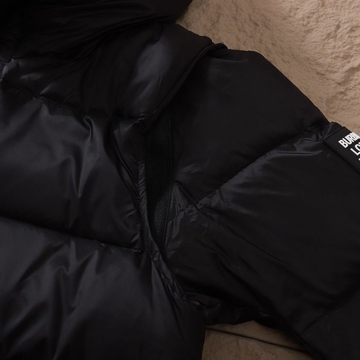 Пуховик Burberry