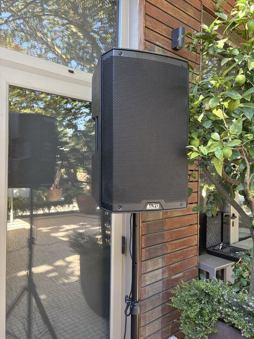 Par colunas Alto TS215 + Tripés.