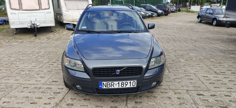 Volvo V50