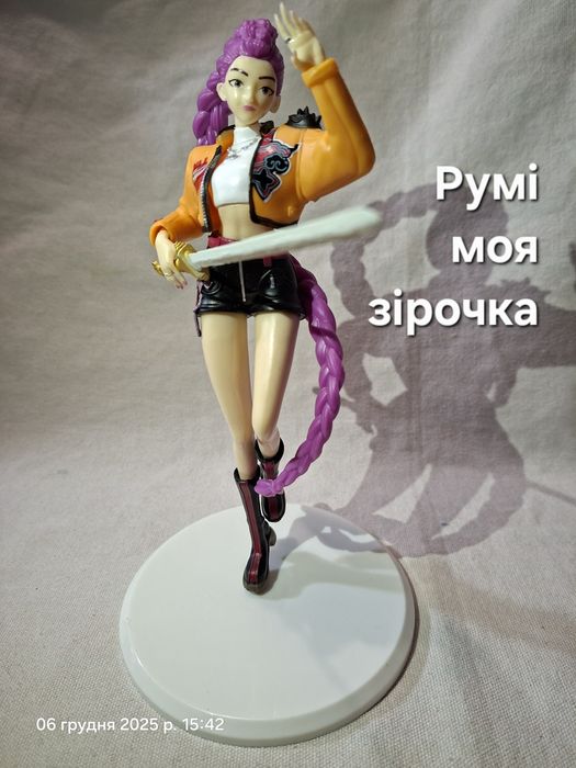 Кейпоп охотницы на демонов kpop demon hunters Руми Зои Мира 21 см