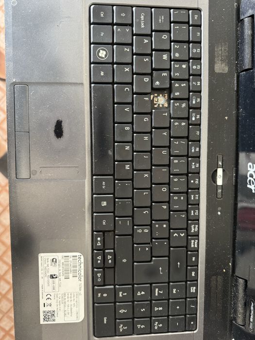 Laptops, Keyboard, and Car Radio64550780705026123