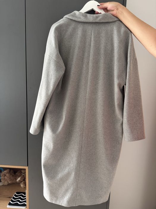 Верхній одяг дівчат