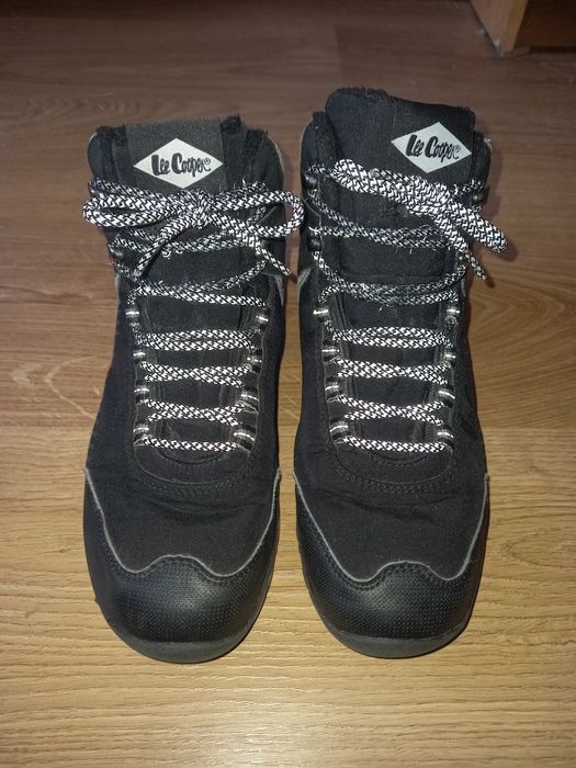 Жіночі утеплені кросівки Lee Cooper