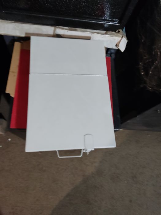 Продаю б.у канцелярський сейф-бокс (отправка по Украине)