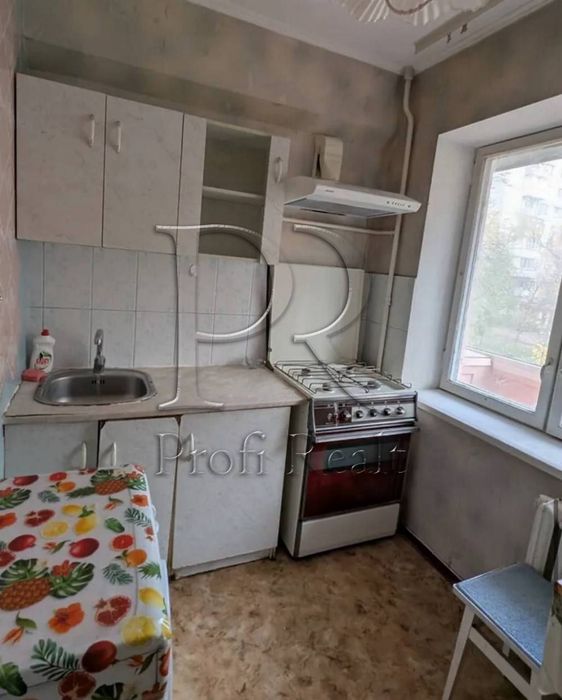 Продаж затишної 1 кімн.кварт. Русанівка Ентузіастів 31