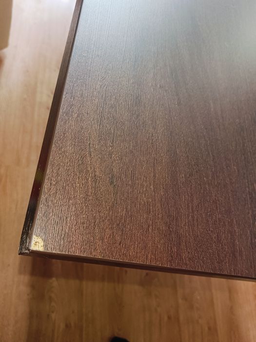 Duży stół z odkrecanymi nogami