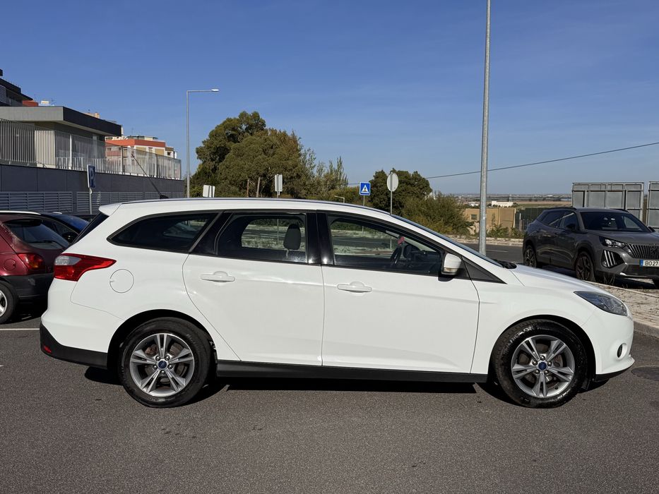 Ford Focus 2013 SW 1.6 TDCi | Histórico de Manutenção Comprovado — photo 2
