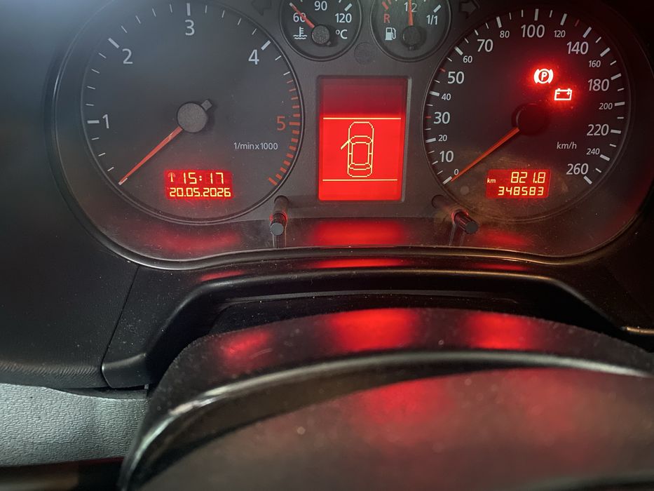 Audi A3. 130CV pd. Xenon, radio de origem, pele