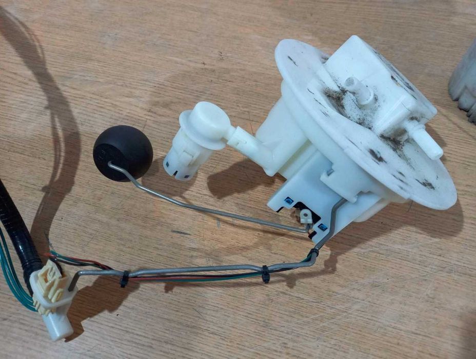 Pompa pompka paliwa pływak Quattro AUDI A4 B8 A5 S4 S5 2.0 3.0 TFSI