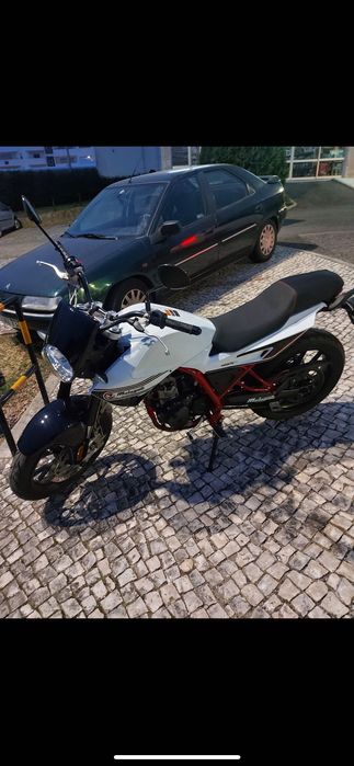 Moto 125 a venda/ Malaguti