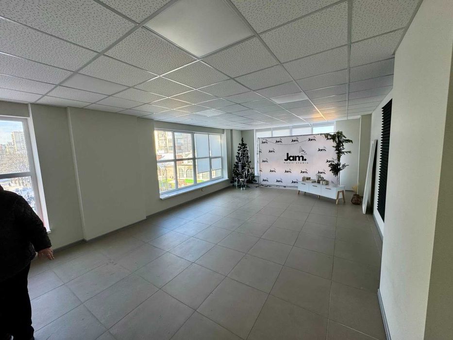 Оренда приміщення по вул. Подільській